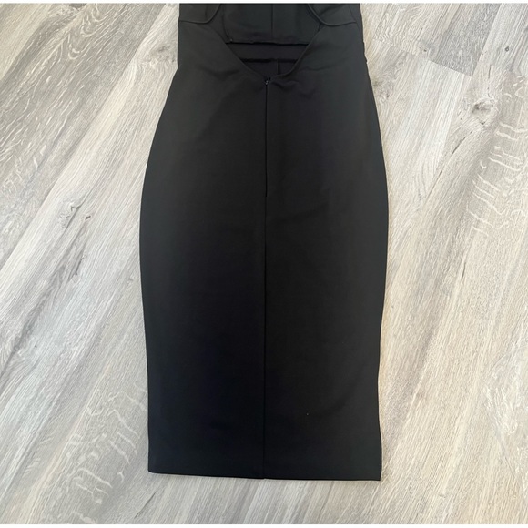 Black Office Attire - Picture 3 of 3